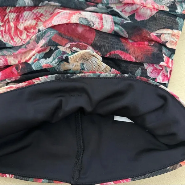 Express Floral Ruched Women's Top - Image 7