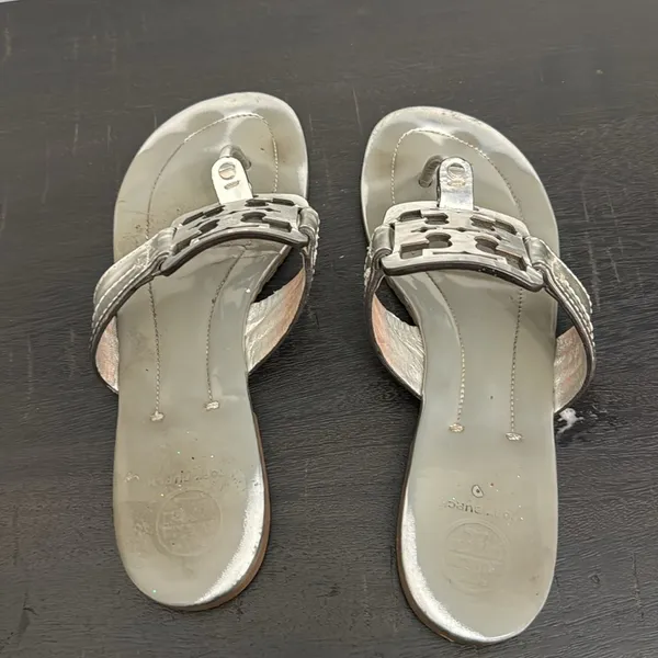 Tory Burch benton 2 flats Silver Metallic Sandals with Logo Buckle - Image 3