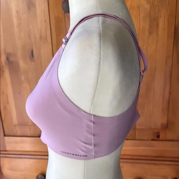 Lucky Brand Seamless lavender Bralette. Seamless. Size large. - Image 2