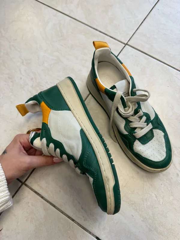 Steve Madden EVERLIE sneakers green and white leather - Image 5