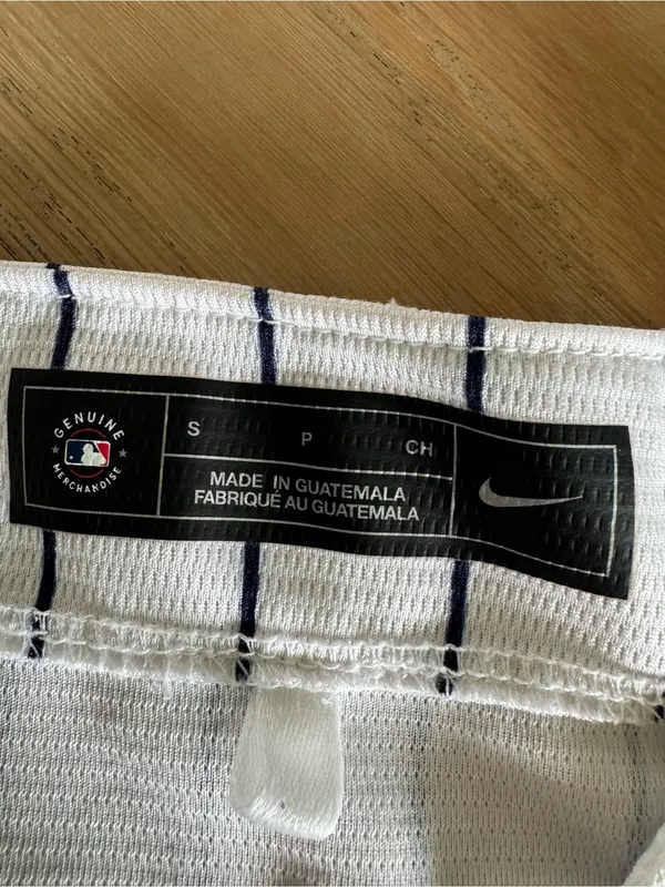 Nike MLB New York Yankees Juan Soto women’s jersey white blue pinstripe small - Image 2