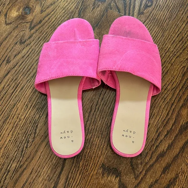 A New Day pink slides - Image 2
