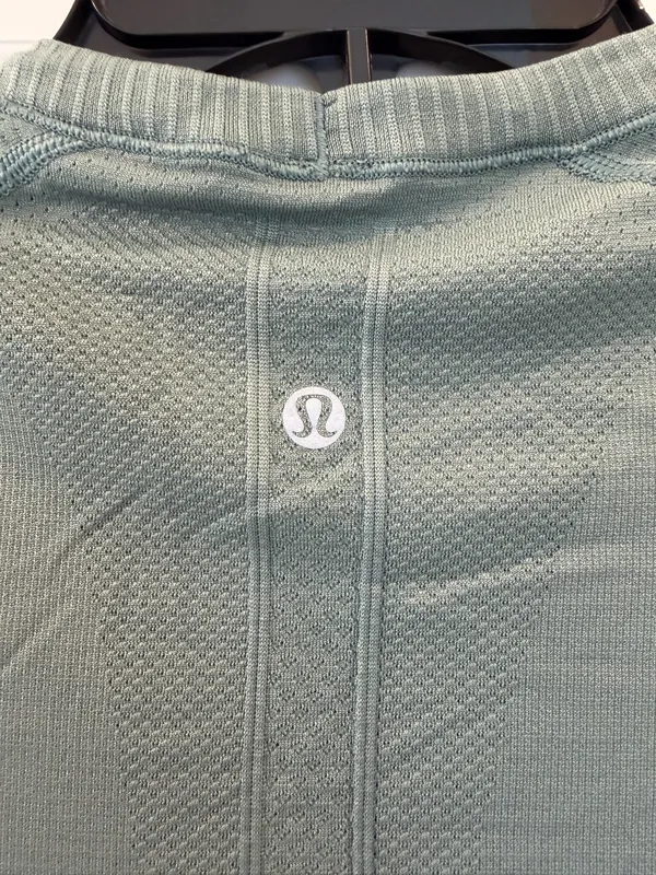 Lululemon Swiftly Tech Short Sleeve - Image 3