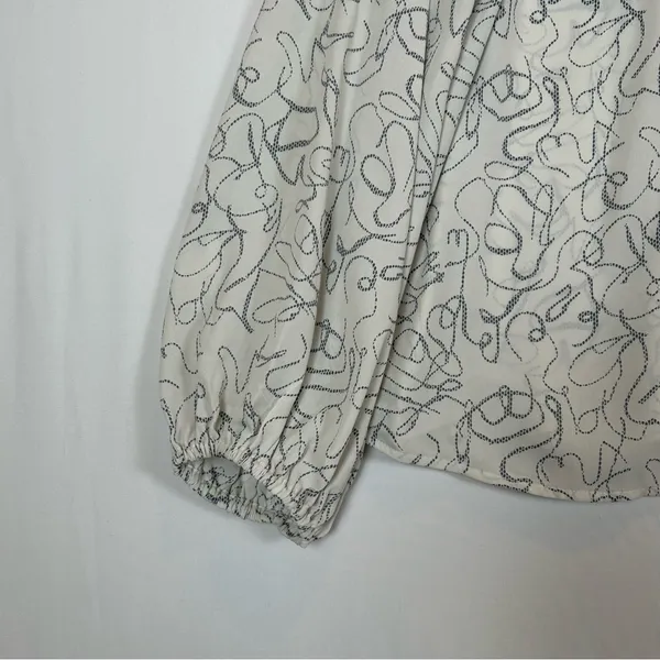 Cabi 4232 Women White Blue Abstract Scribble Ruffle‎ Collar Button Blouse Large - Image 8