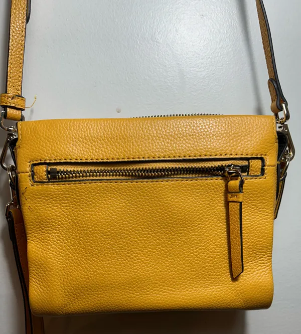 Vince Camuto Small women's purse. $20. - Image 4