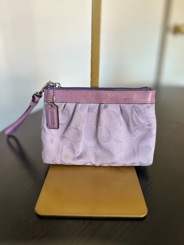 Coach Signature Pleated Lilac Wristlet (Style F43434 - Image 8