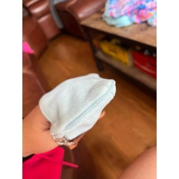Gap vintage suede baby‎ blue wristlet - Image 5