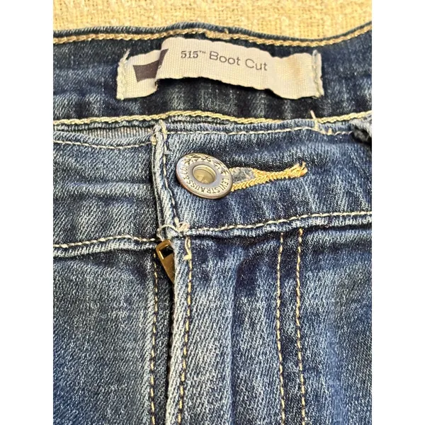 Levi’s 515 Boot Cut Jeans Womens 8 Medium Wash Denim Classic Fit Stretch 29/30 - Image 4