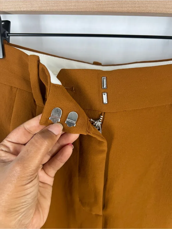 Aritzia Wilfred The Effortless Pant Cropped Caramel Brown Pleated Pants Size 2l - Image 4