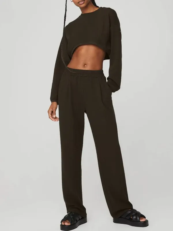 Alo Yoga 2 Piece Set - Cropped Tailored Crew Neck & Tailored Sweatpant Espresso - Image 2