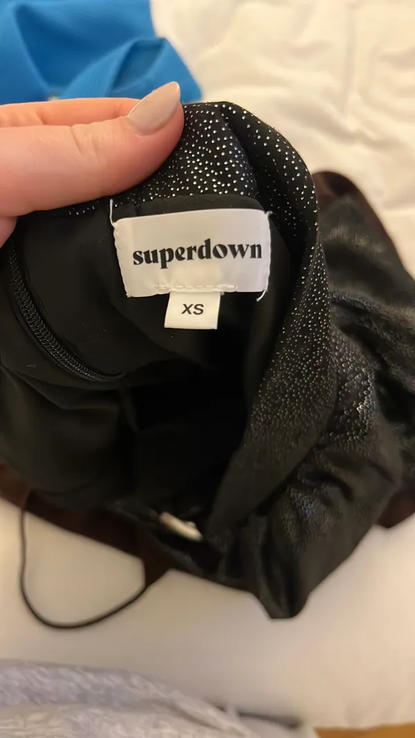 Revolve Dress Mini superdown - Image 4