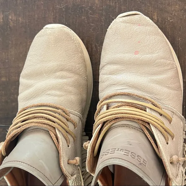 Esseutesse Shoe Size 39 Beige Leather Upper Metallic Foil Fringe Sneakers - Image 4
