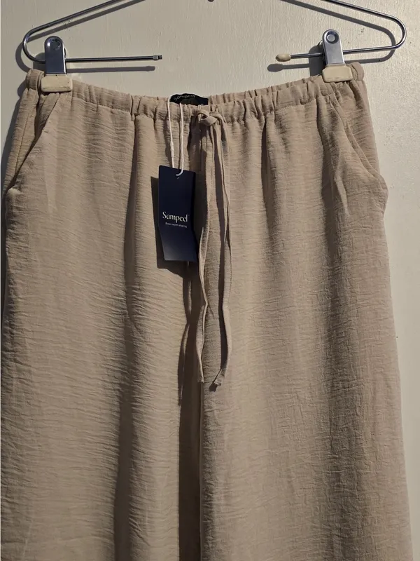 Women's Wide-Leg Drawstring Pants in Light Beige - Image 4