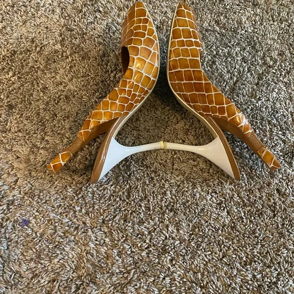 Enzo Angiolini pumps - Image 3