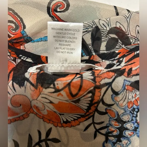 Say what? Floral cover up size s - Image 4