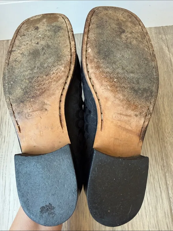 COACH 7.5 Monogram Preppy Loafers - Image 6