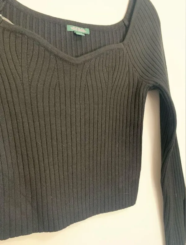 Cropped fitted black sweater. Women’s size XS. NWOT - Image 3