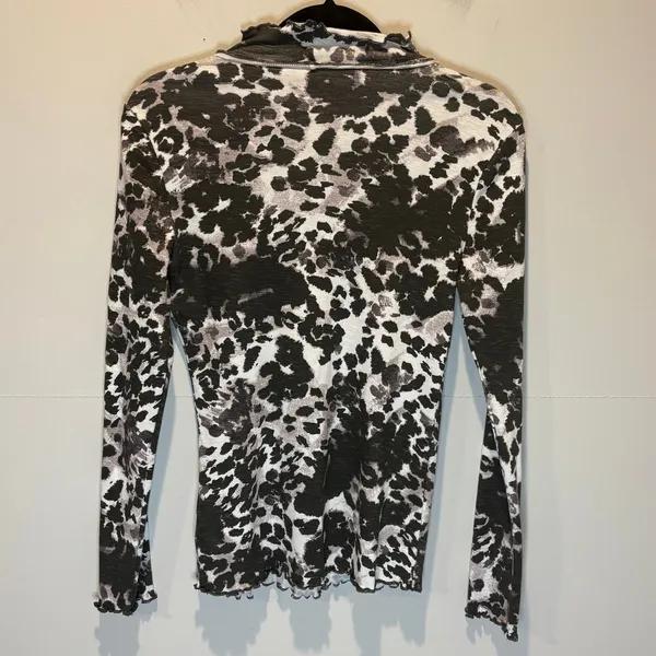 Anthropologie Pilcro Printed Long Sleeve Turtleneck - size Small - Image 3