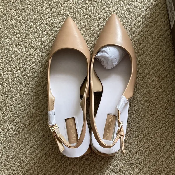 NEW Franco Sarto Racer Pumps Short Heels Sling backs Nude Size 8 NIB - Image 5