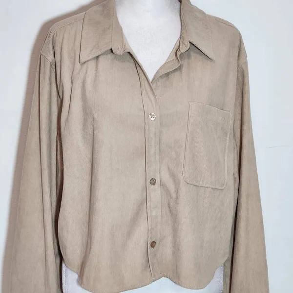 Love Tree Long Sleeve Khaki Corduroy Cropped Button Down Shirt Size Large - Image 2