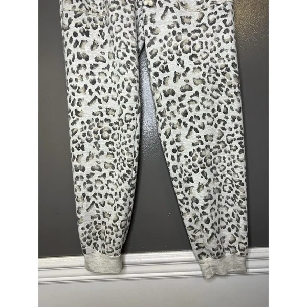 Entro Sweatpants Womens Medium Gray Leopard French Terry Jogger Lounge Cuffed - Image 4