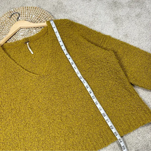 Free People Finders Keepers Sweater Boucle Knit V-Neck Slouchy Boho Moss Green M - Image 15