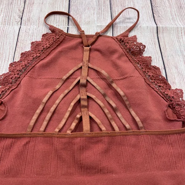 Fornia Rust Ribbed High Neck Lace Trim Cage Back Bralette Crop Top S/M - Image 5