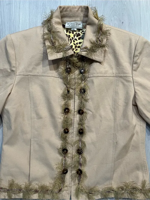 St. John by Marie Gray Beige
Collared Full‎ Zip Jacket Size S - Image 2