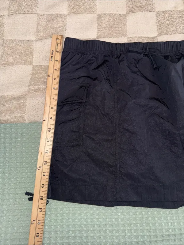 NWT Lululemon Nylon Cargo Mini Skirt size‎ XL - Image 4