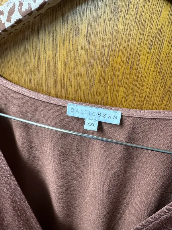 Baltic Born Sicily Short Sleeve Maxi Dress Satin Front Slits Rosy Brown XXL - Image 6