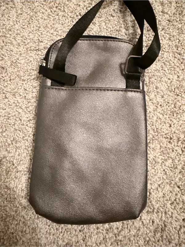 CALIA by Carrie Underwood modular phone crossbody travel bag - Image 4