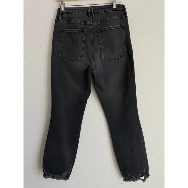 Good American Women's 10/30 Good‎ Curve Straight Leg Jeans Black GCS126T Raw Hem - Image 3