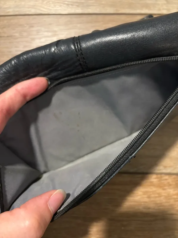 Vintage Coach Black Leather Wallet - Image 6