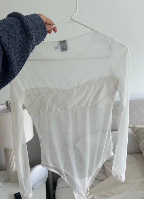 Princess Polly sheer long sleeve bodysuit  - Image 3