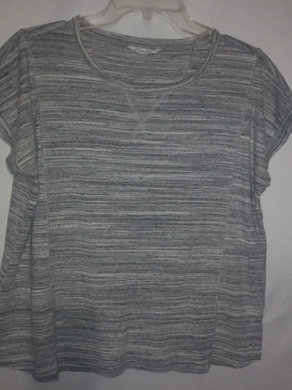 Athleta M Gray Heathered Workout Top - Image 5