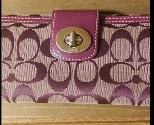 Coach women's wallet with credit card slots 8 length 4 wide - Image 2