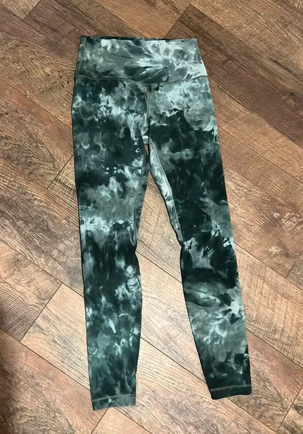 Lululemon 28” Align Leggings green tie dye - Image 4