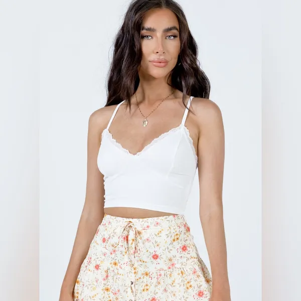 Princess Polly Alexi Top in White Size 4 New with tag - Image 3