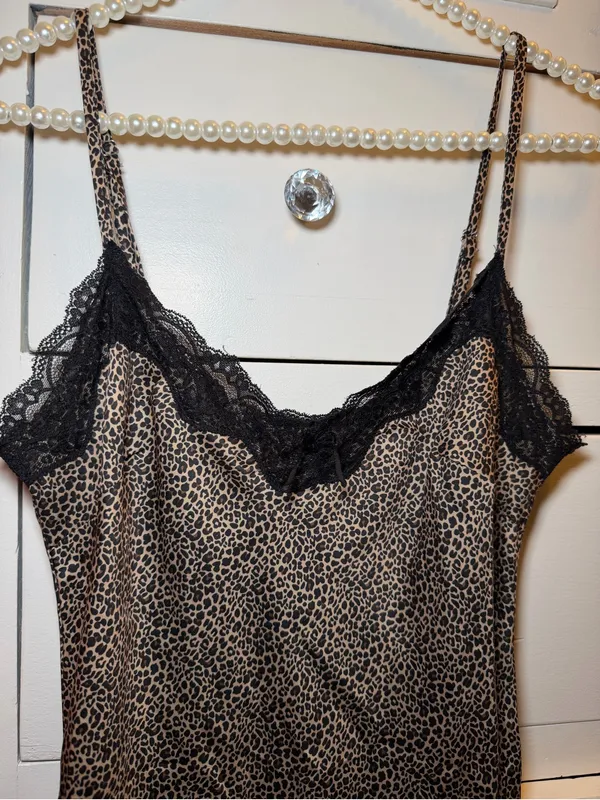 LA Hearts Size Small Lace Trim Leopard Slip Dress Pacsun sleep dress - Image 5