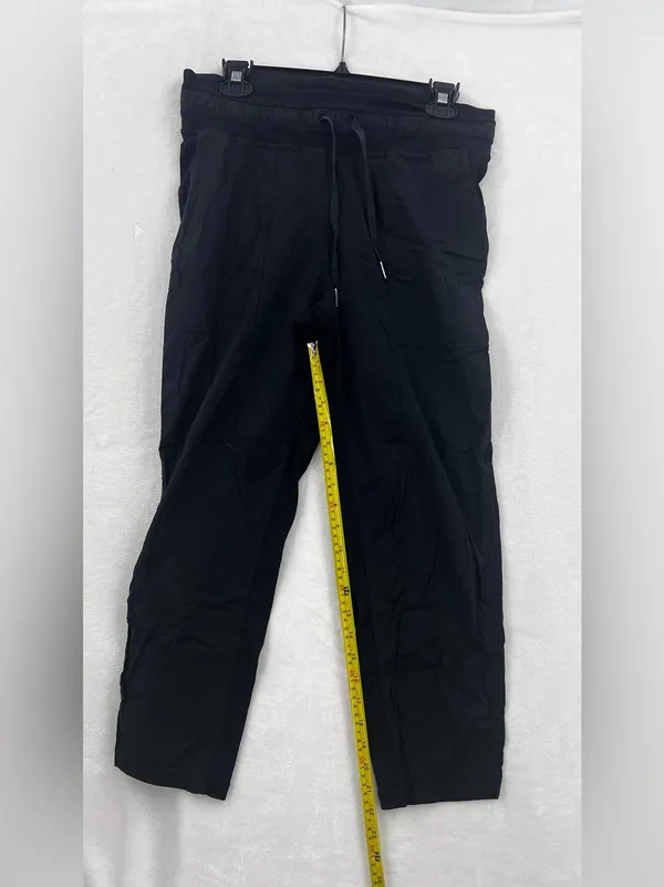 Lululemon Women's Black Jogger Pants 090 - Image 6