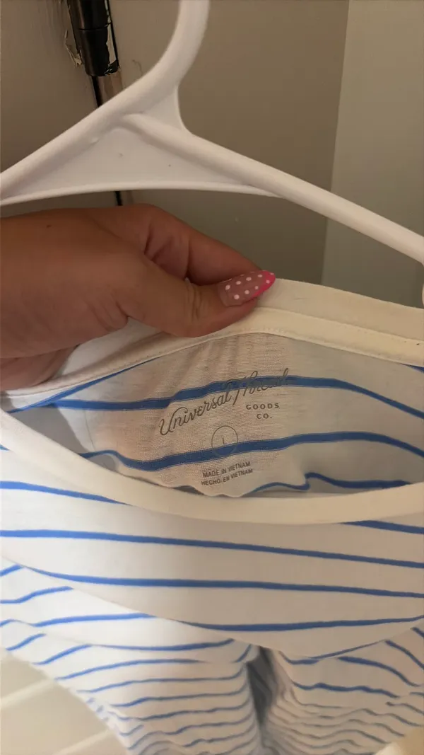 Universal Thread shirt  - Image 2