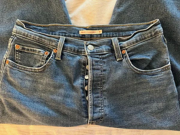 Levi’s Ribcage Jeans  - Image 3