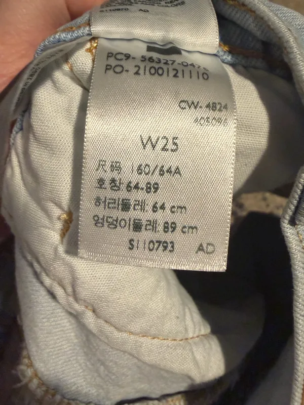 Levi’s Shorts 501 Denim - Image 4