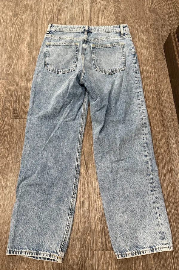 H&M Ripped Mom Jeans - Image 2