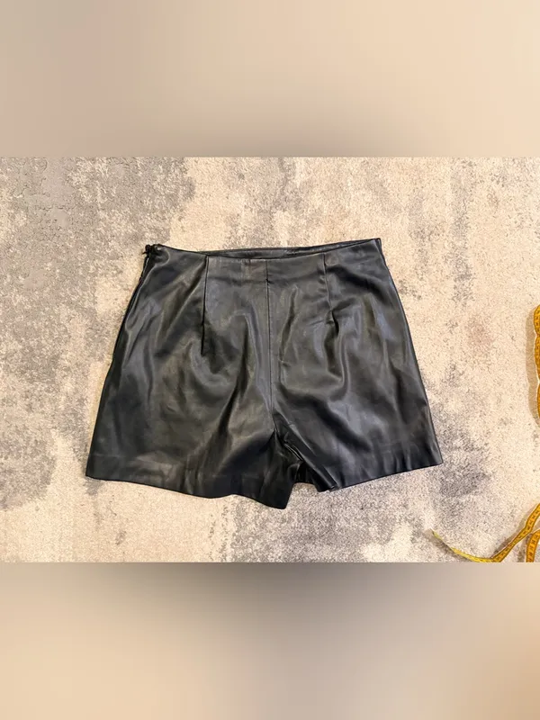 Jason Wu Black Faux Leather Mini Skort - Image 6