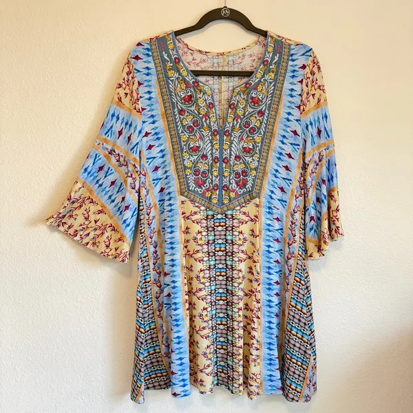 Soft Surroundings Fifi embroidered tunic top, 3/4 bell sleeve, sz M - Image 2