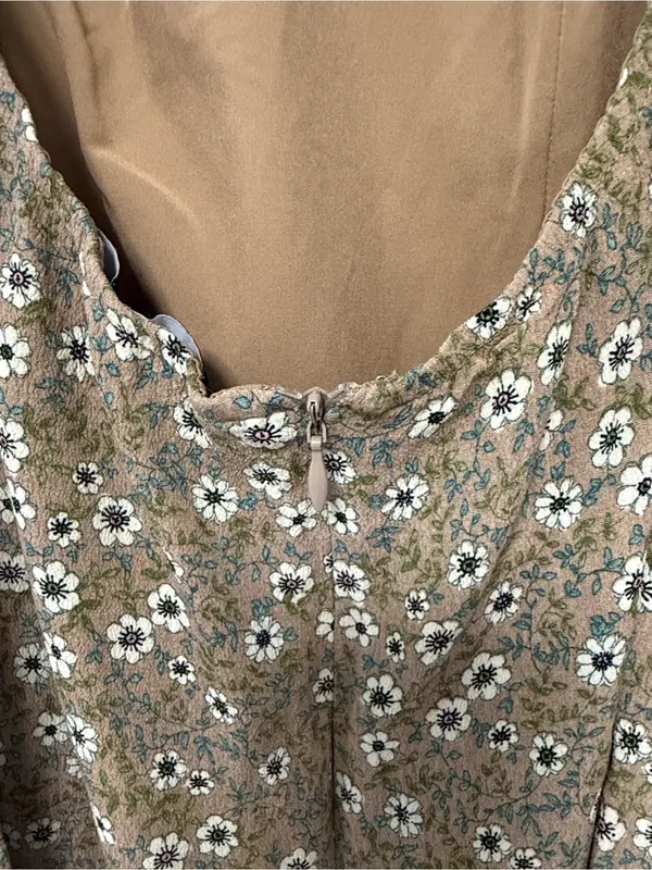 Floral Slip Mini Dress in Olive Sz small - Image 8