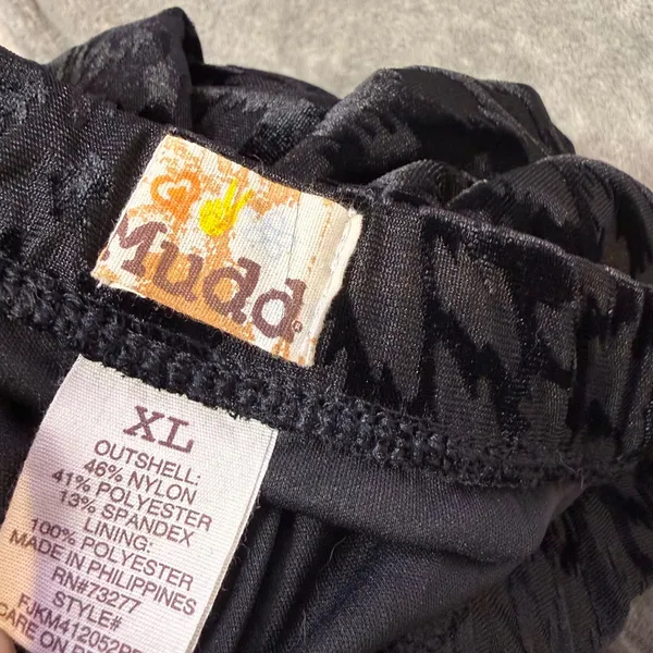 Mudd Black Velvet‎ Mini Skirt Leopard Print Jr Size XL y2k Grunge Indie Sleaze - Image 2