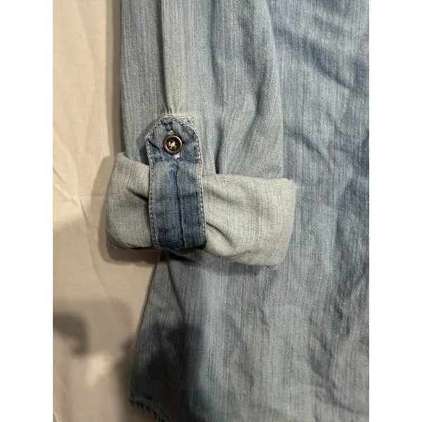 maurices Women's Blue Solid Denim Collared Long Sleeve Button-Up Shirt M - Image 3