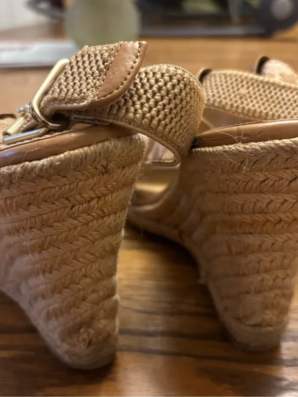 Banana Republic Beige Tan Woven Wedge Sandals - Image 3